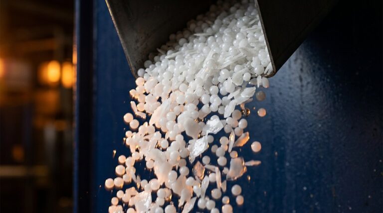 Buying Sodium Hydroxide: Forms, Grades, and How to Quote It Right