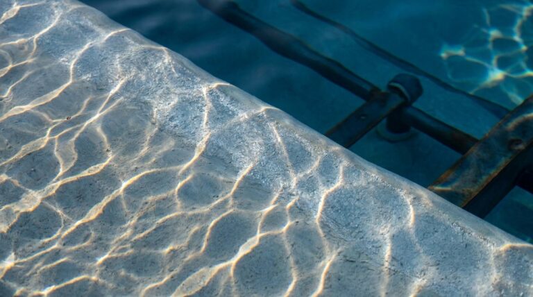 Calcium Carbonate for Pools: Clarity and Hardness